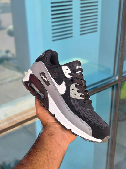 Nike

40 to 45

100 dhs🇦🇪🇦🇪🇦🇪

Zain27
♥️♥️♥️