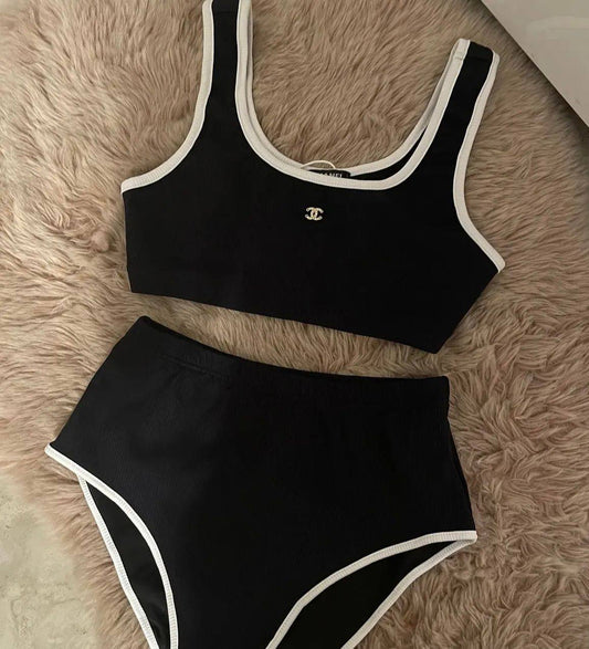 CHANEL
Women’s Bikini 
Master Quality 
SMLXL
250 dhs✅

Zain276
♥️♥️♥️