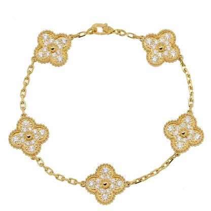 VCA Bracelet 💐
Master quality 💎
Available more colors 👈

*75* AED normal box 📦 
*110* AED original box 🗃️

Zain48
♥️♥️♥️