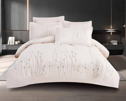 New collection ✅✅✅✅
Embroidered 🪡🪡🪡
100 % cotton 
Comfort set 
King size comfort 6pcs set 
170 dhs💓

Zain99
 ♥️♥️♥️