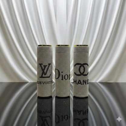 VACUUM FLASK 500 ml
BOTTLE IN  GLITTERS
    ✦ HOT 🔥☕
    ✦ COLD 🥶❄️🧊
ɪᴛ ʜᴀs ᴛᴇᴍᴘᴇʀᴀᴛᴜʀᴇ sɪɢɴ
ᴡɪᴛʜ BOX
🎁🎁🎁

70 dhs🪙🌨️

Zain31
♥️♥️♥️