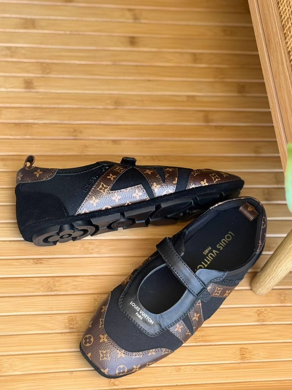 LV
𝗦𝗶𝘇𝗲 𝟯𝟲 𝘁𝗼𝗼 𝟰𝟭
490 dhs✅

Zain178
♥️♥️♥️