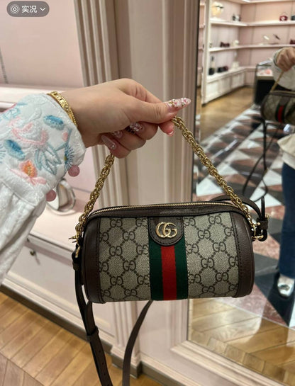 Gucci
with box
🎁🎁🎁

90 dhs🇦🇪

Zain38
♥️♥️♥️