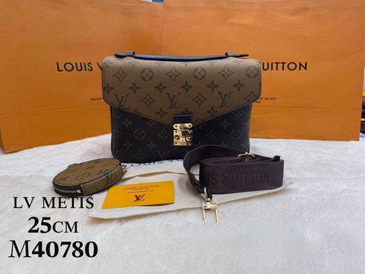LV
ᴘᴏᴄʜᴇᴛᴛᴇ Mᴇᴛɪs
ᴏᴜᴛsɪᴅᴇ ᴢɪᴘᴘᴇᴅ ᴘᴏᴄᴋᴇᴛ
𝟑ᴄᴏᴍᴘᴀʀᴛᴍᴇɴᴛ
sᴛʀᴀᴘ ʀᴇᴍᴏᴠᴀʙʟᴇ,ᴀᴅᴊᴜsᴛᴀʙʟᴇ
ᴡɪᴛʜʙᴏx
🎁🎁🎁

ʟᴇᴀᴛʜᴇʀ
sɪᴢᴇ:25ᴄᴍ
105 dhs🪙💚

Zain56
♥️♥️♥️