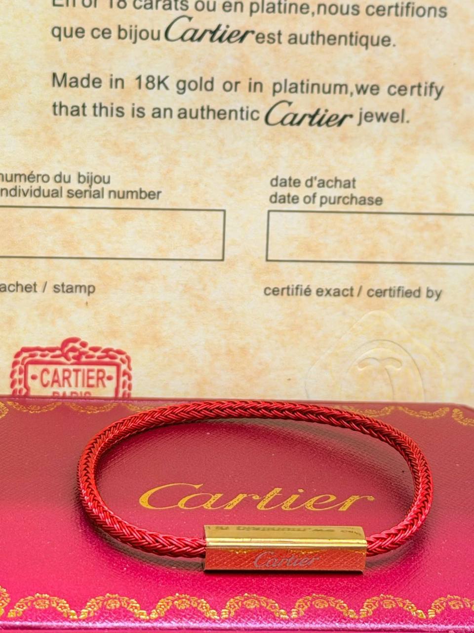 Cartier ❤️‍🔥*
Bracelet 🦋
Stainless Steel 🐦‍🔥
With black boxes 📦 
20 dhs💓
With normal boxes 🗃️ 
And paper bag 🛍️
30 dhs💓

Zain216
♥️♥️♥️