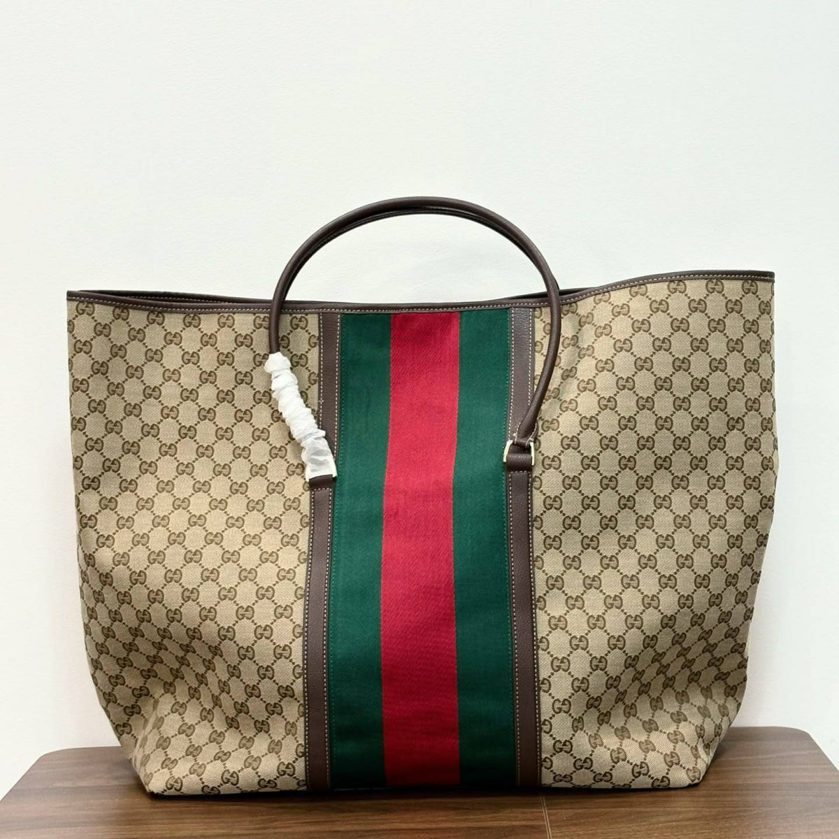Gucci

47cm

320 dhs🇦🇪🇦🇪

Zain297
Zain228
♥️♥️♥️
