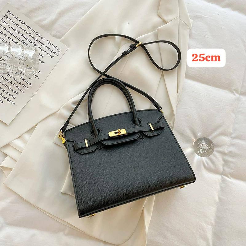 Hermes
Good quality 
with box 
🎁🎁🎁

110 dhs🪙🌨️

Zain158
♥️♥️♥️