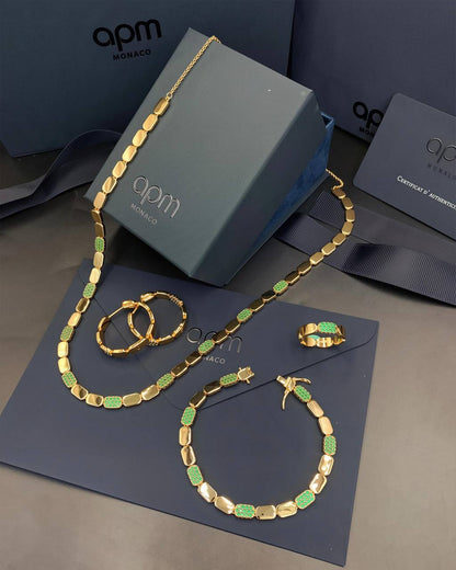 APM ⭐
Set MASTER✨💫
260 DHS🌺
NECKLACE BRACELET EARRINGS RING
WITH SAME BOX AND PAPER BAG🛍️🎁

Zain89
♥️♥️♥️