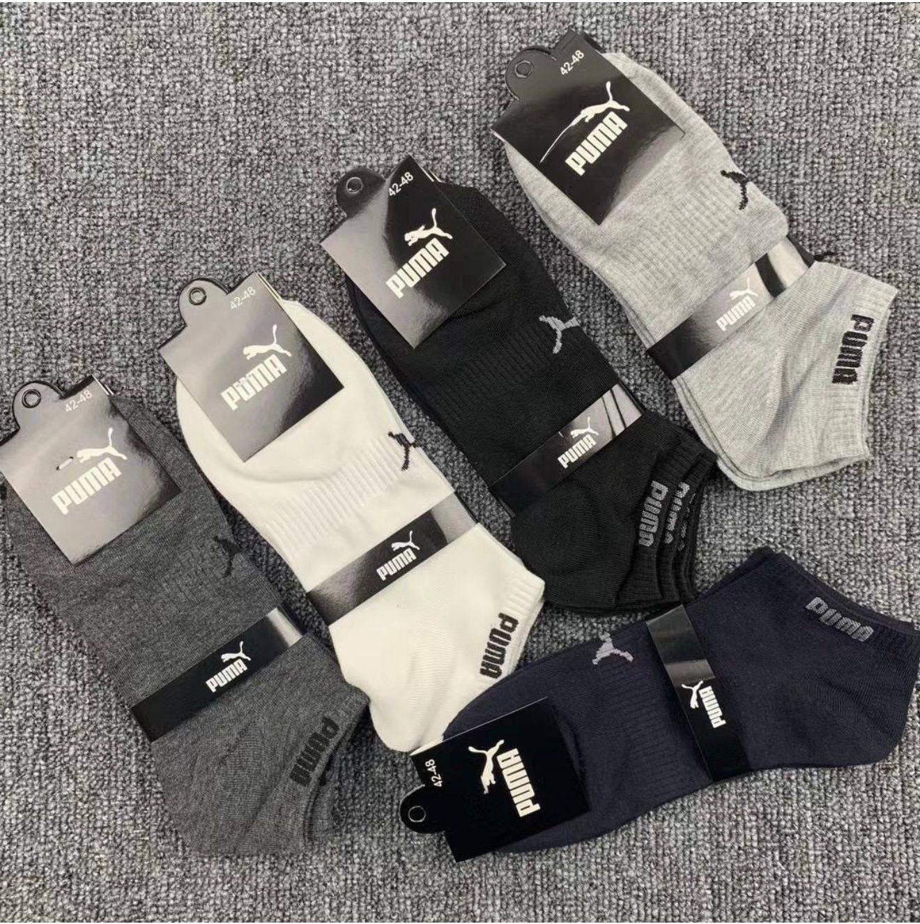 Socks
One packet
30 dhs🌺

Zain93
♥️♥️♥️