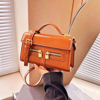 HERMES 
 GOOD QUALITY 
WITH BOX 
🎁🎁🎁

95 dhs✅

Zain39
♥️♥️♥️