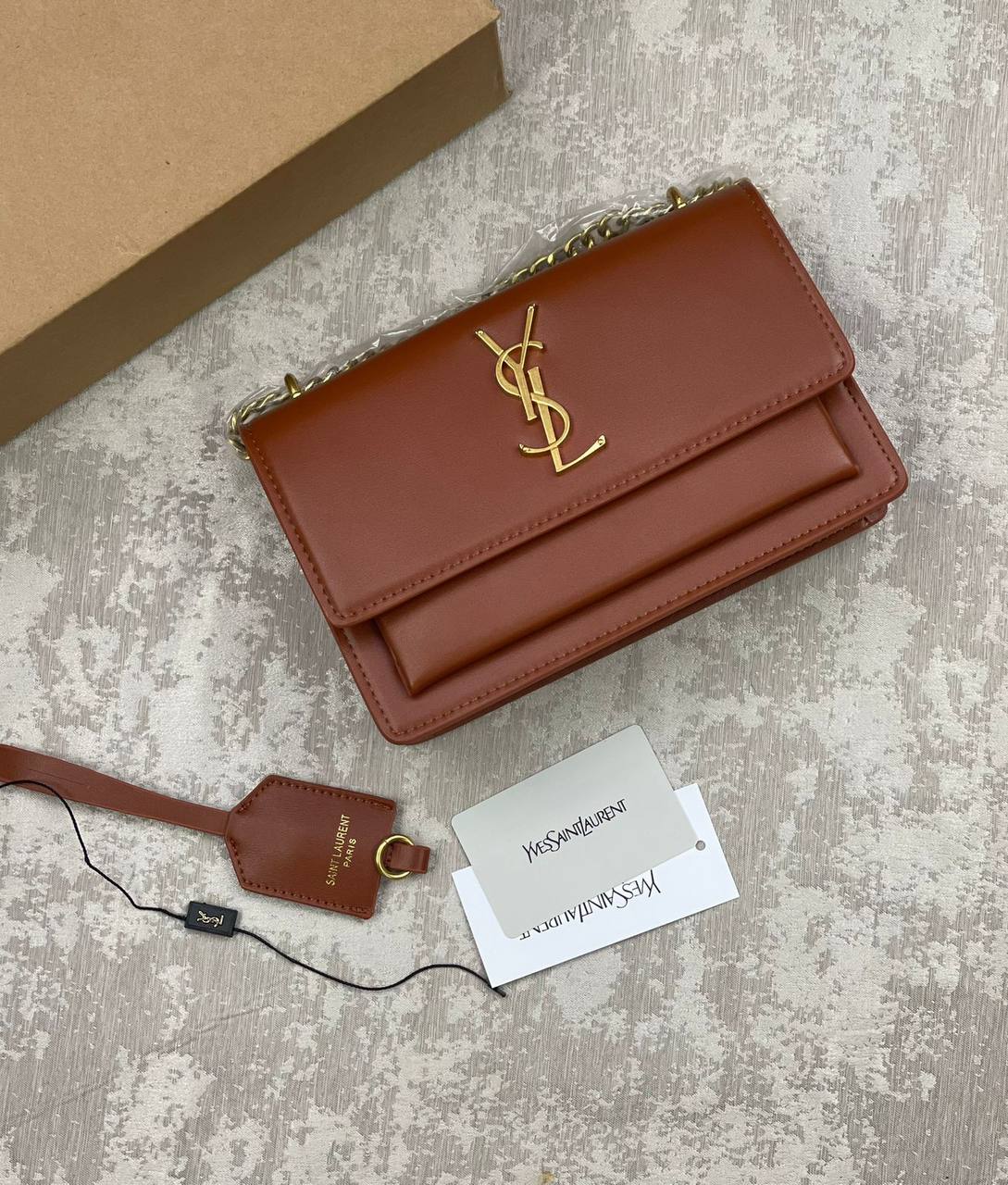 YSL
160 dhs✅

With box
🎁🎁🎁

Zain175
♥️♥️♥️