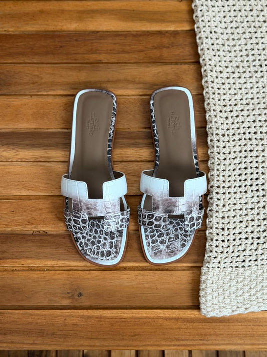 𝐻𝐸𝑅𝑀𝐸𝒮💙❤️🤎🩶
36-41

_Super master high quality_🪡

380 dhs🇦🇪🇦🇪

Zain176
♥️♥️♥️