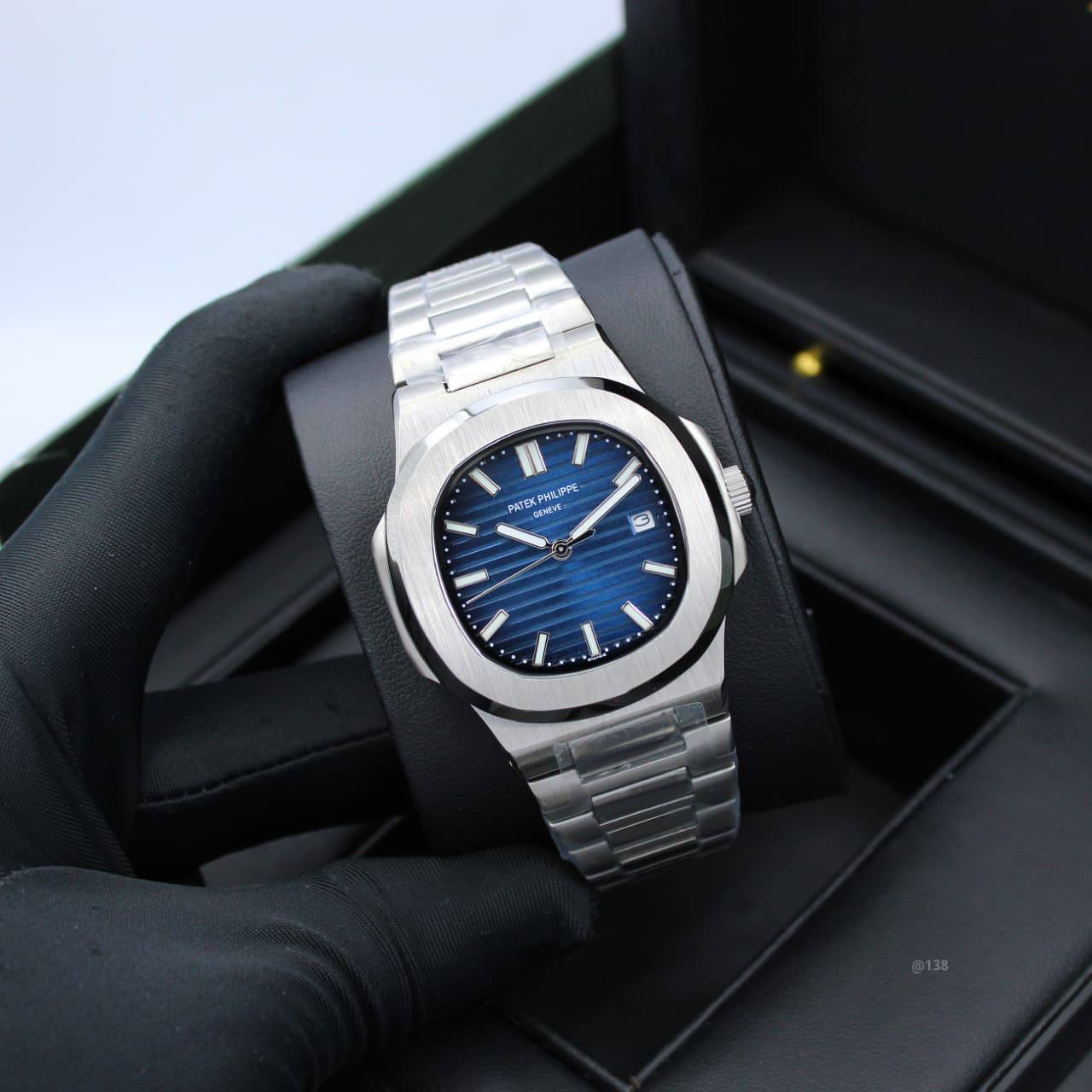 PATEK PHILIPPE MEN AUTOMATIC 41MM

240 dhs🗽

Zain58
♥️♥️♥️
