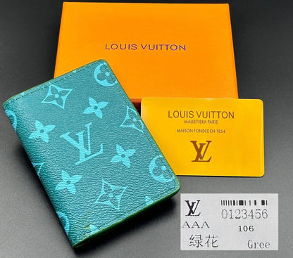 Wallets
55 dhs✅

Zain182
♥️♥️♥️