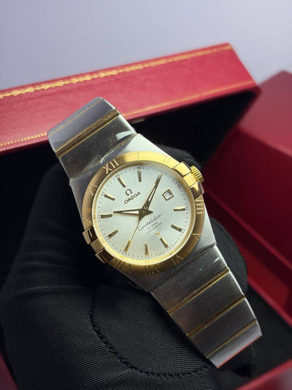 Omega watch for men
 good quality battery
220 dhs✅
 (size 40mm)

Zain59
♥️♥️♥️
