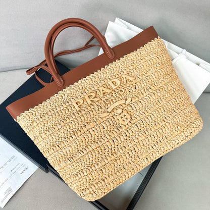 Prada 
Super master quality 
For Price 👇 WhatsApp✅
0568585901 
0507557372
0552275751 Owner Zain 👌

Zain315
♥️♥️♥️