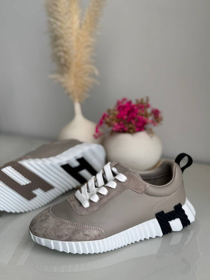 HERMES
*Vip quality*
*Size 36 to 42*
450 dhs✅

Zain113
♥️♥️♥️