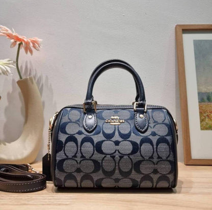 Coach 
Master
🌹🥰18cm 
210 dhs❤️

Zain248
♥️♥️♥️