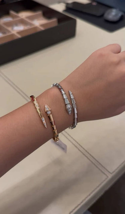 Bvlgari Bangle
Master quality 

*95* AED normal box 📦

Zain48
♥️♥️♥️