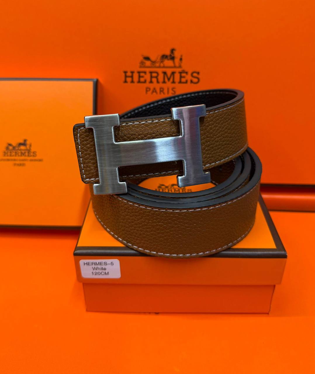 Belts

With box 
🎁🎁🎁

40 dhs🪙🌨️

Zain93
♥️♥️♥️