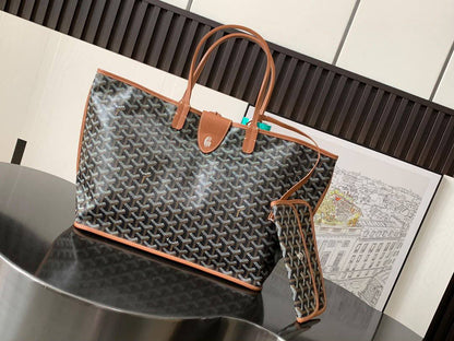 Goyard
Pattern:Goyardine Chevron Monogram
Material:Coated canvas with leather trim
Style:Tote / Shoulder Bag
Size:36cm
Quality:super master👌🏼


For Price 👇 WhatsApp✅
0568585901 
0507557372
0552275751 Owner Zain 👌
Zain235
♥️♥️♥️