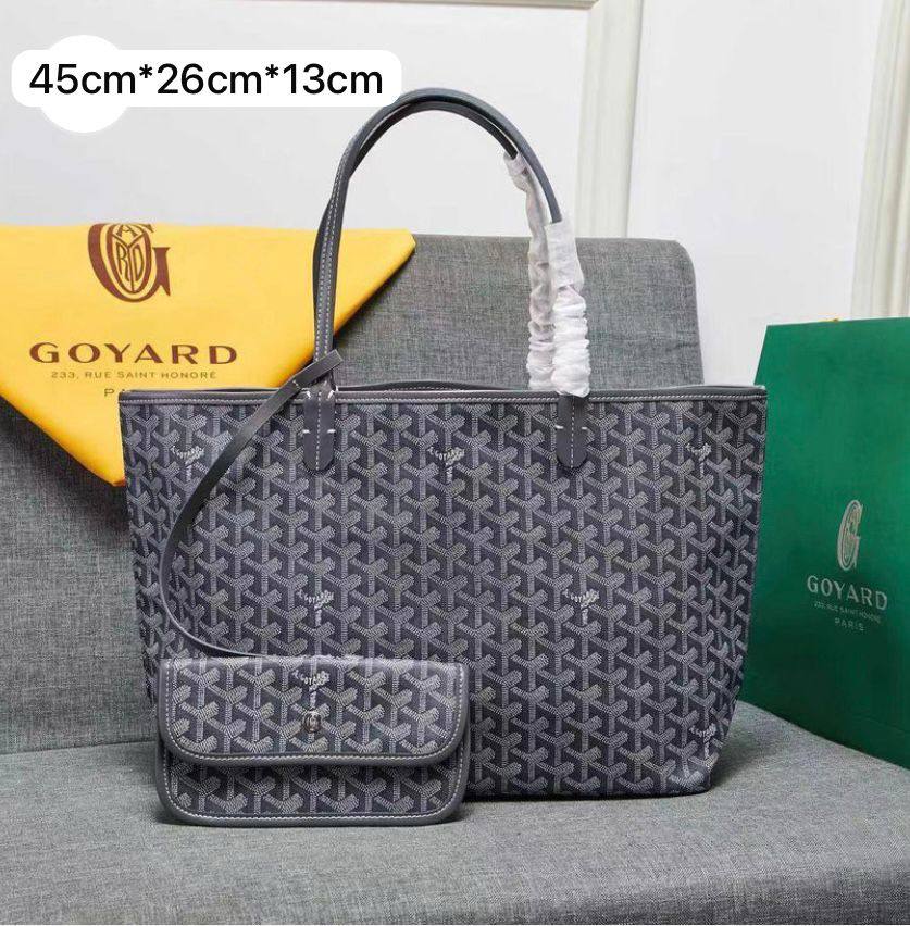 Goyard 
45cm*26cm*13cm
95 dhs✅

with box
🎁🎁🎁

Zain72
♥️♥️♥️