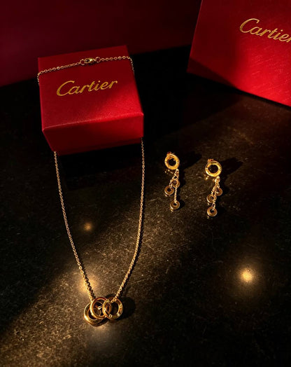 *Stainless steel 😍*
Necklace ❤️‍🔥
Earring 🦋
Non tarnish 💯
With same boxes 🗃️ 
And paper bag 🛍️
40 dhs🇦🇪🇦🇪

Zain216
♥️♥️♥️