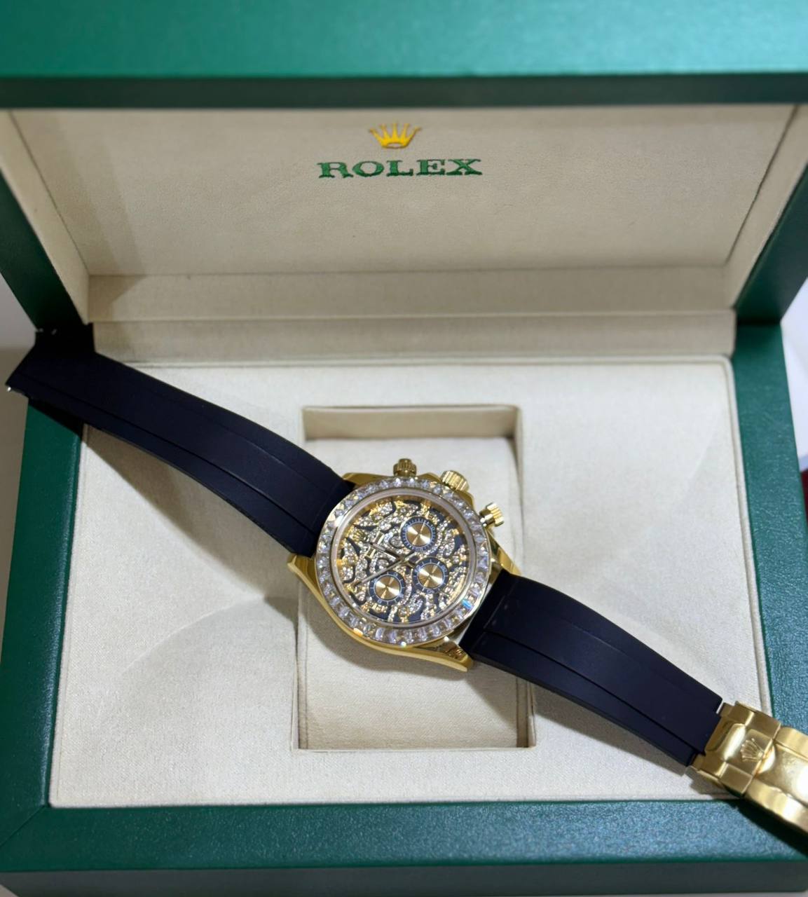 Rolex
male moneyautomatic----🌹🌹🌹

450 dhs🌺

Zain108
♥️♥️♥️