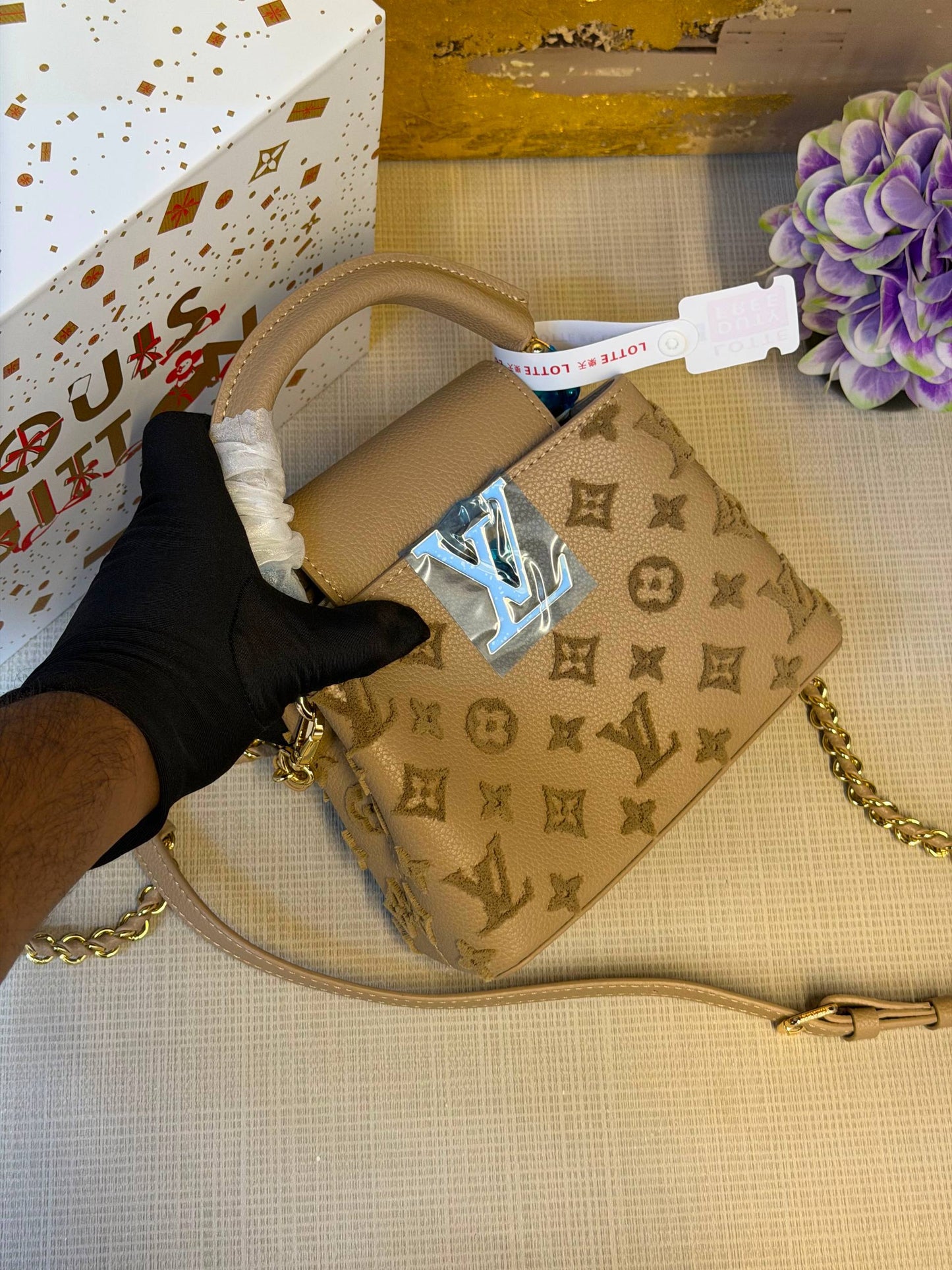 Lv master

330 dhs

Zain175
♥️♥️♥️