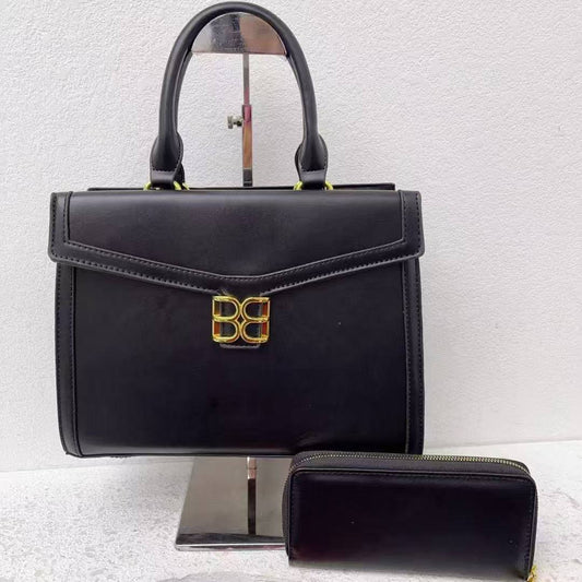 Balenciaga
85 dhs✅

Zain232
♥️♥️♥️