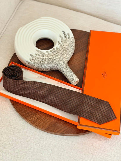 HERMES 
SUIT TIE 
*SUPER MASTER QUALITY ❗*
230 dhs✅
*BOX WITH  PAPERBAG❗*

Zain267
♥️♥️♥️