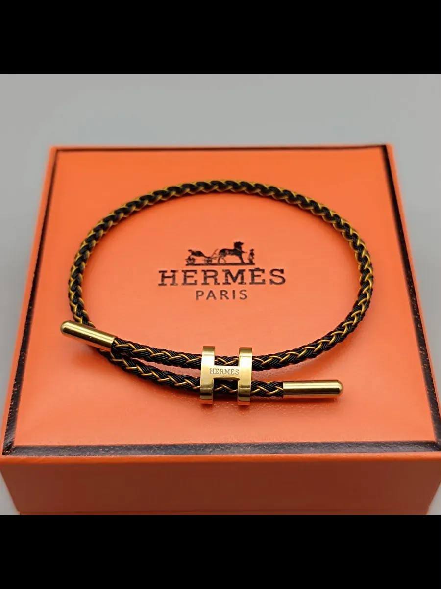 Hermes
Good quality 
Bracelet 
With black boxes
20 dhs🇦🇪🇦🇪

With normal boxes and 
Paper bag
30 dhs🇦🇪🇦🇪

With original boxes
40 dhs🇦🇪🇦🇪

Zain216
♥️♥️♥️