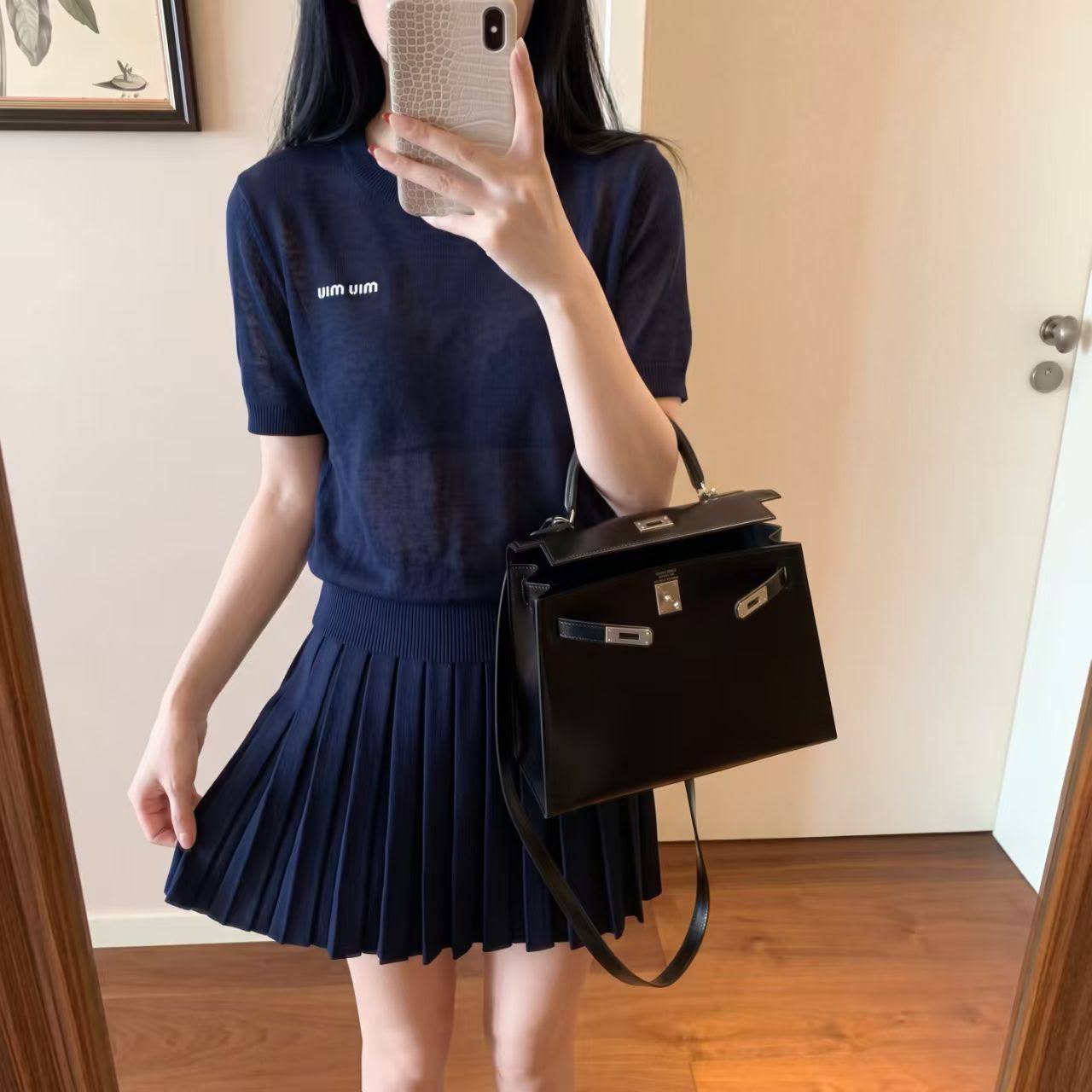 MIU MIU
*Super Master quality*
*Sizes:S M L*

350 dhs🇦🇪🇦🇪

Zain308
♥️♥️♥️
