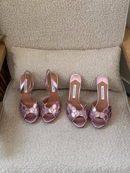 AQUAZZURA 

𝐀𝐯𝐚𝐢𝐥𝐚𝐛𝐥𝐞 𝐍𝐨𝐰

𝐒𝐢𝐳𝐞𝐬: 𝟑𝟔 — 𝟒𝟏
500 dhs🇦🇪🇦🇪

Zain298
♥️♥️♥️