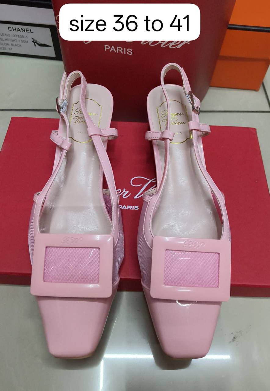 RV
Roger
Size 36 to 41

120 dhs🪙🌨️

Zain146
♥️♥️♥️