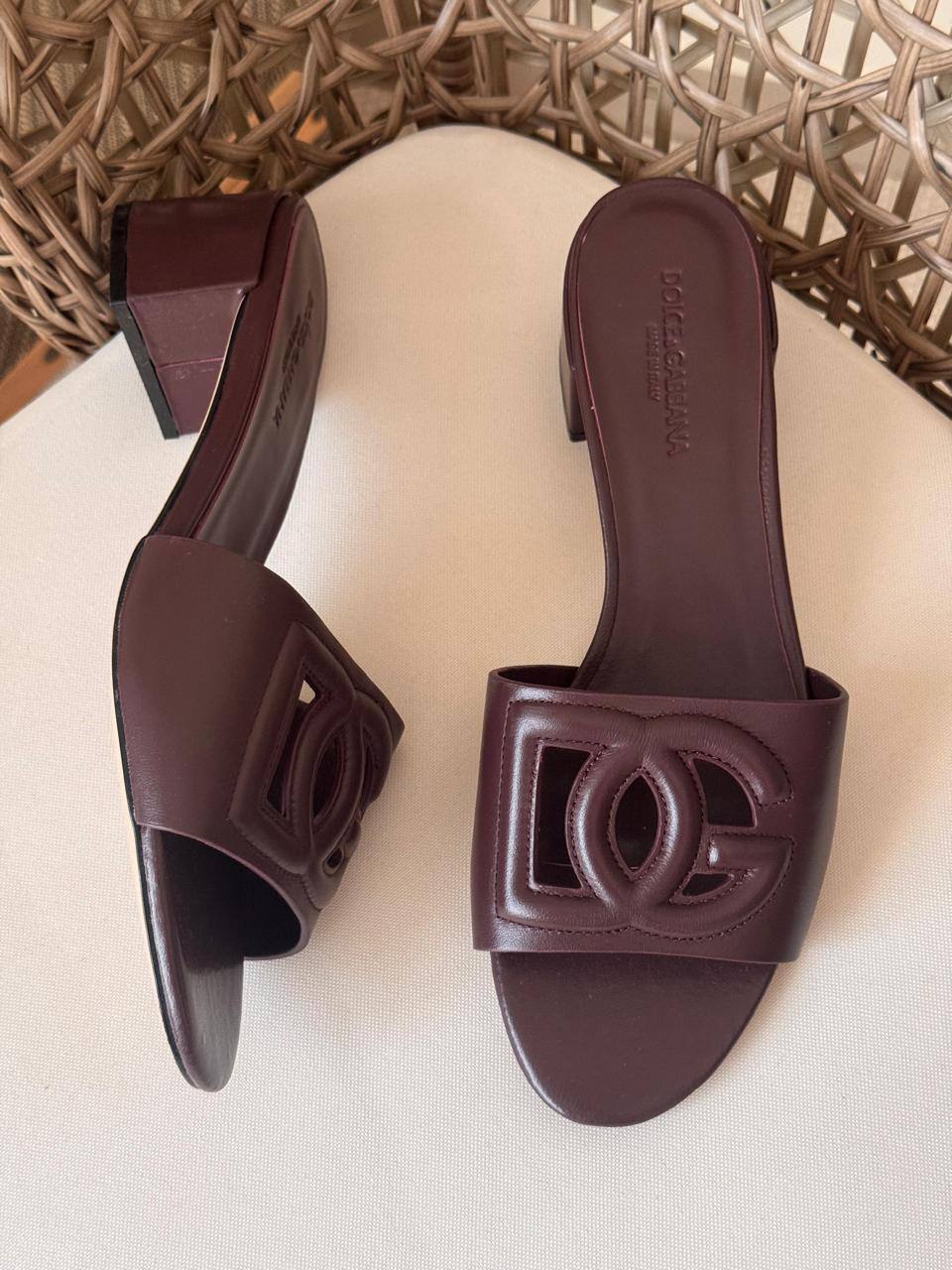 🩶 D&G 🩶
✨ New Collection
👠 36–41
💎 Premium Quality
🔥 Super Master
400 dhs💓

Zain198
♥️♥️♥️
