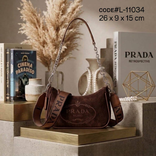 PRADA sʜᴏᴜʟᴅᴇʀ ʙᴀɢ
sᴜᴀᴅᴇ ʟᴇᴀᴛʜᴇʀ ᴍᴀᴛᴇʀɪᴀʟ
ᴇᴍʙʀᴏɪᴅᴇᴅ ʟᴏɢᴏ
ᴡɪᴛʜ ʟᴏɴɢ sᴛʀᴀᴘ
sɪᴢᴇ : 26 cm
ᴡɪᴛʜ ᴏᴜᴛ BOX

65 dhs✅

Zain31
♥️♥️♥️