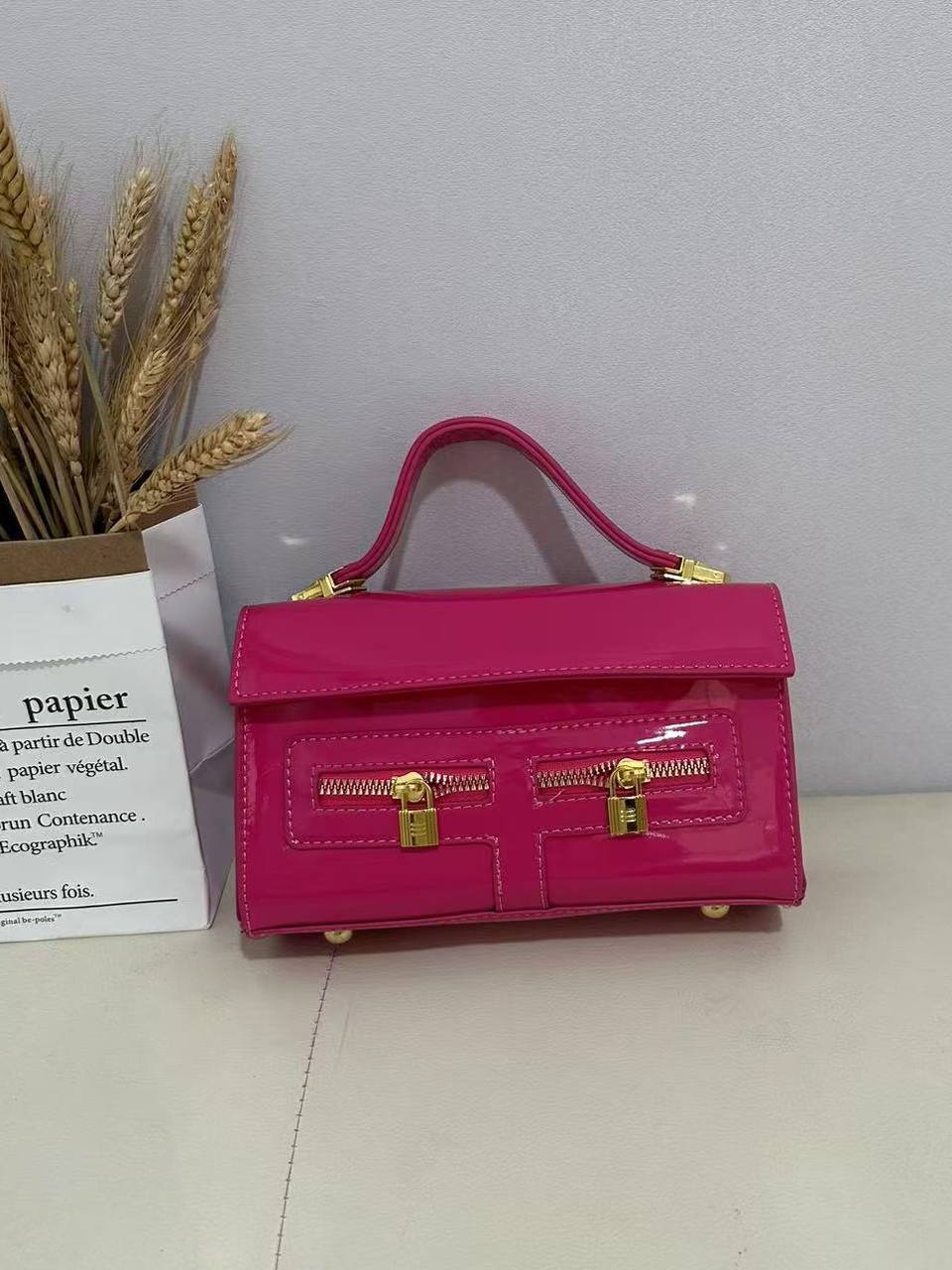 Hermes
65 dhs✅

Zain50
♥️♥️♥️