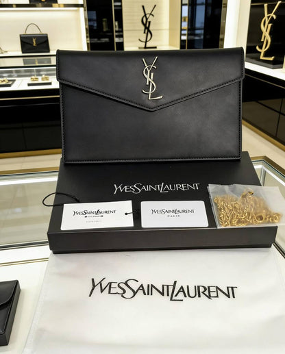 YSL

70 dhs✅

with box
🎁🎁🎁

Size:27/16

Zain07
♥️♥️♥️