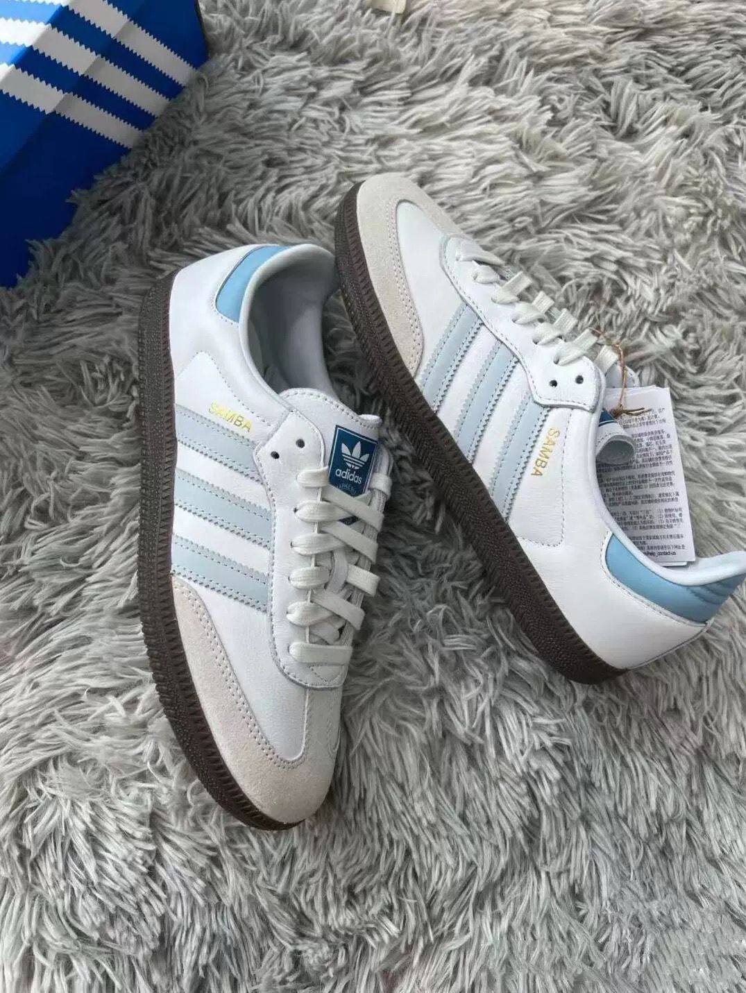 ADIDAS Samba OG ‘White and baby blue’🤍💙
36-45 AVAILABLE🤩
170 dhs🌺

Zain242
♥️♥️♥️