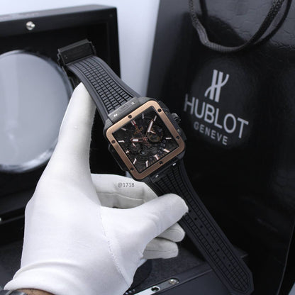 HUBLOT MEN STOPWATCH

280 dhs🪙🖤

Zain58
♥️♥️♥️