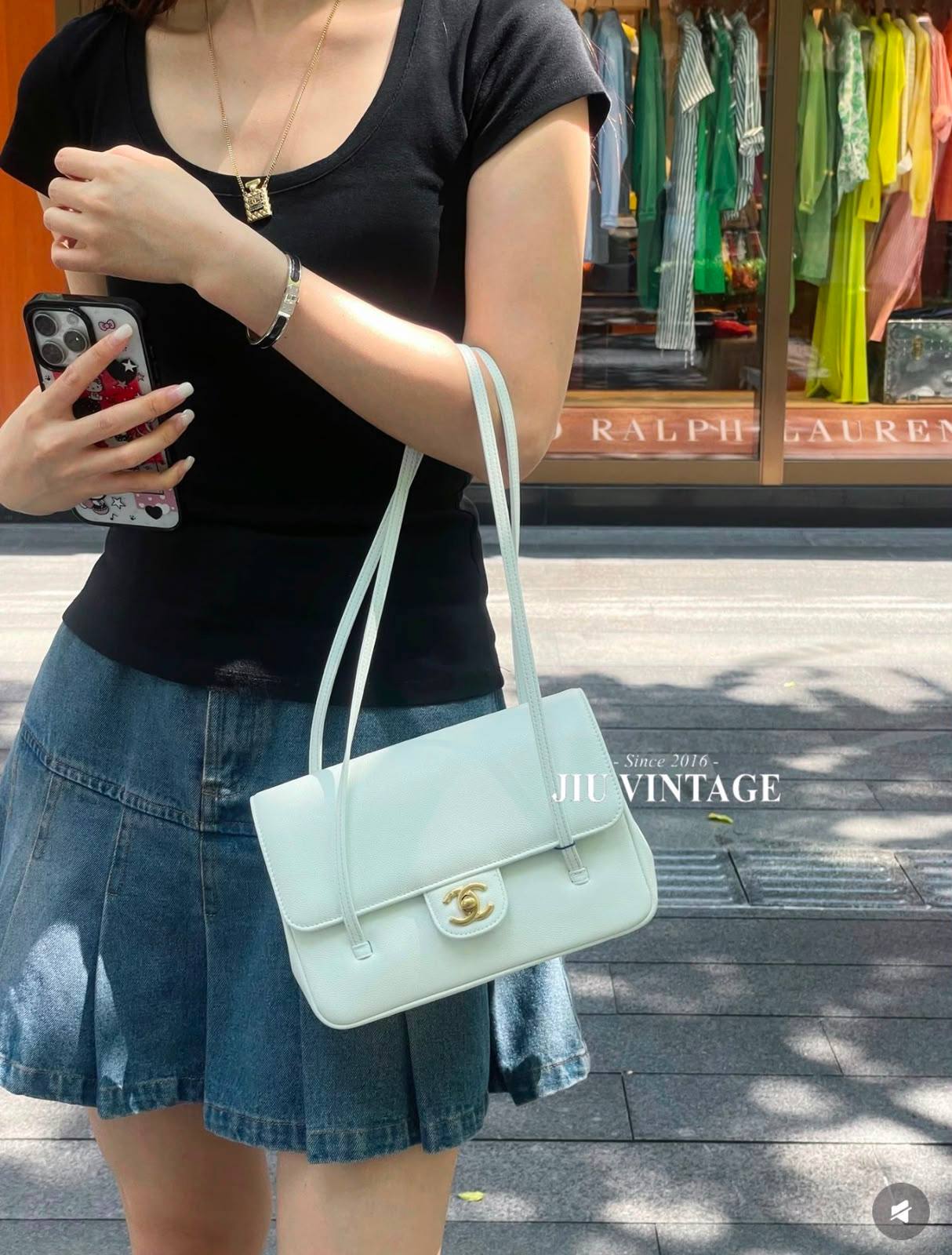 CHANEL
 GOOD QUALITY 
WITH BOX 
130 dhs✅

Zain295
♥️♥️♥️