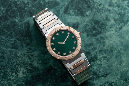 Bvlgari watch 
for ladies good quality 
260 dhs🪙🌨️

Zain59
♥️♥️♥️