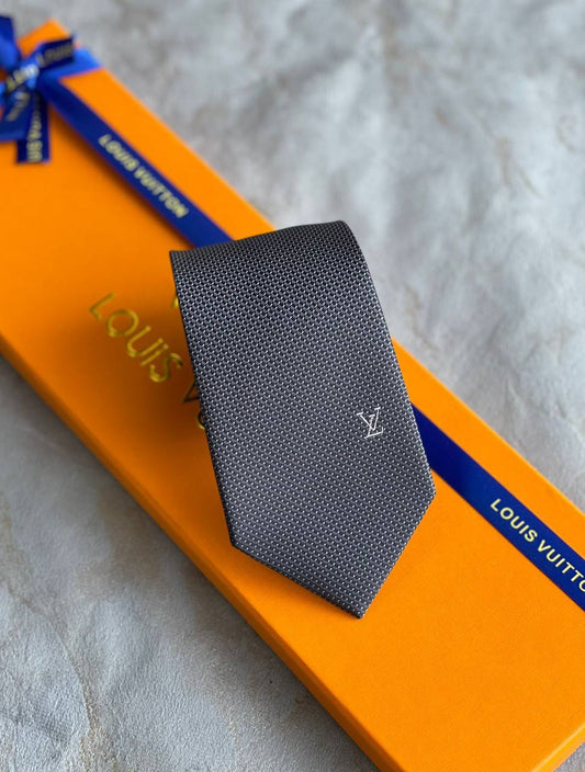 *Tie*
*Master quality*
180 dhs🪙💕

Zain179
♥️♥️♥️