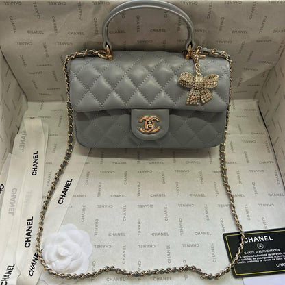 Chanel Master
20cm🥰 
330 dhs💓

Zain228
♥️♥️♥️