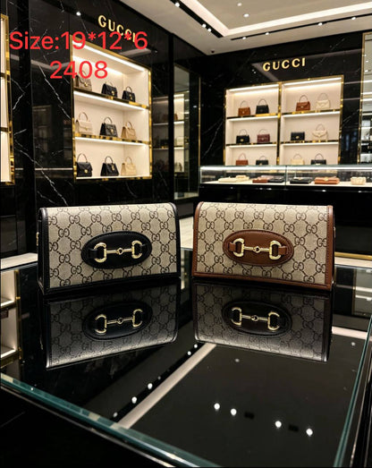 Gucci
90 dhs🇦🇪🇦🇪 
with box 
Good Quality

Zain07
♥️♥️♥️