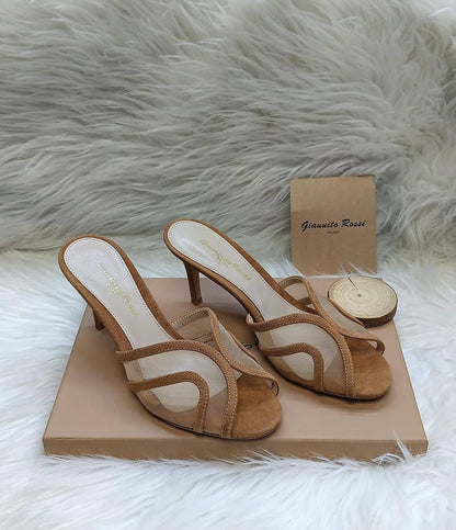 GianVito Rossi
QUALITY…master🤗
SIZE  ……… 36-42🥳
350 dhs✅

Zain119
♥️♥️♥️