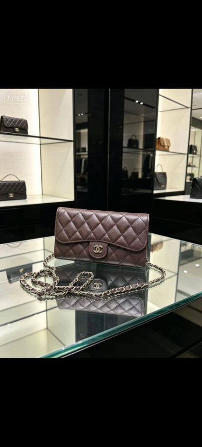 Chanel
with box
75 dhs✅

Zain07
♥️♥️♥️