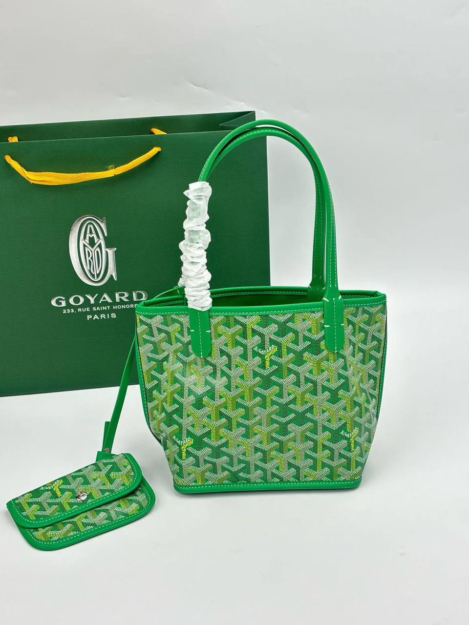 Goyard
Master💓💓💓
230 dhs✅

Zain153
♥️♥️♥️