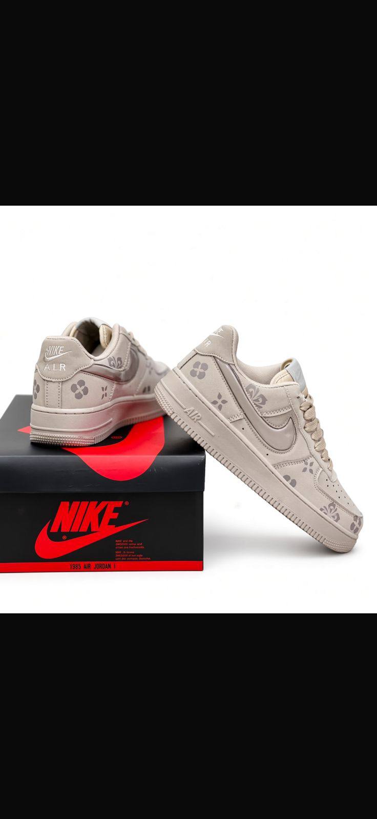 Nike

40 to 44
100 dhs🇦🇪🇦🇪

Zain27
♥️♥️♥️